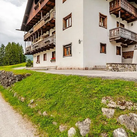 Daire Crignes Cortina dʼAmpezzo